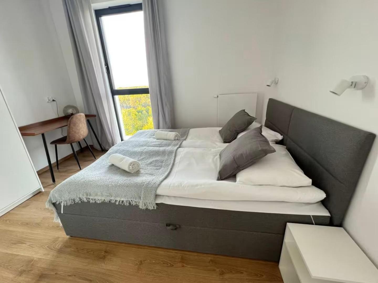 Widok - Klima - Wifi - Netflix - Sauna - Darmowy Parking - Silownia - Obok Plazy - Mieszkanie Z Widokiem Na Morze 6 Osob Apartment *